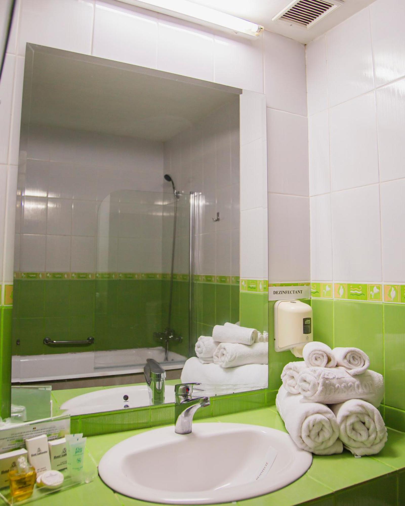 Hotel Ambasador Мамая Экстерьер фото