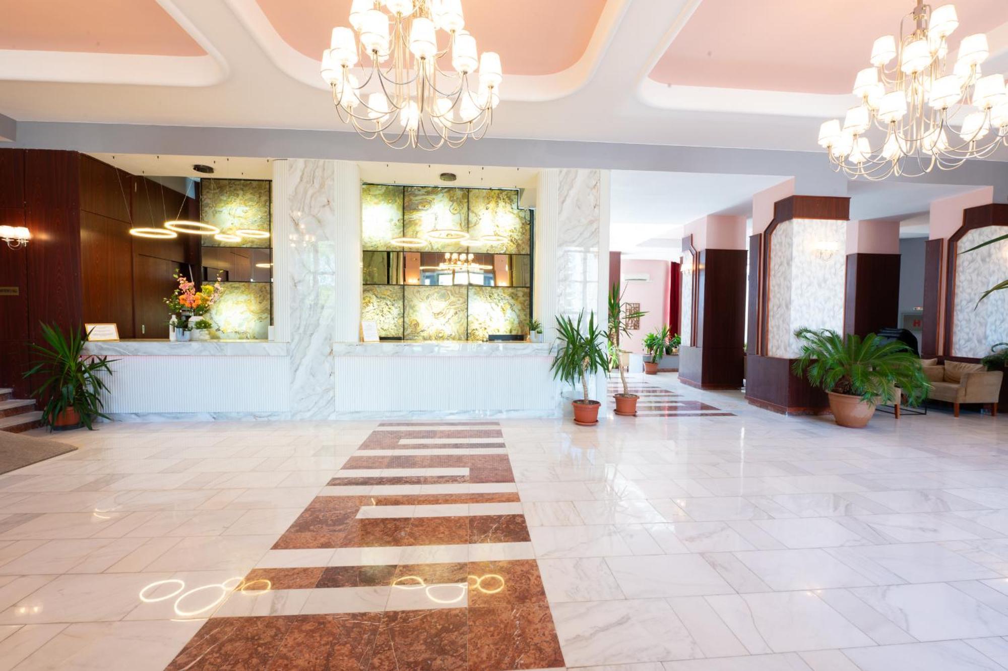 Hotel Ambasador Мамая Экстерьер фото